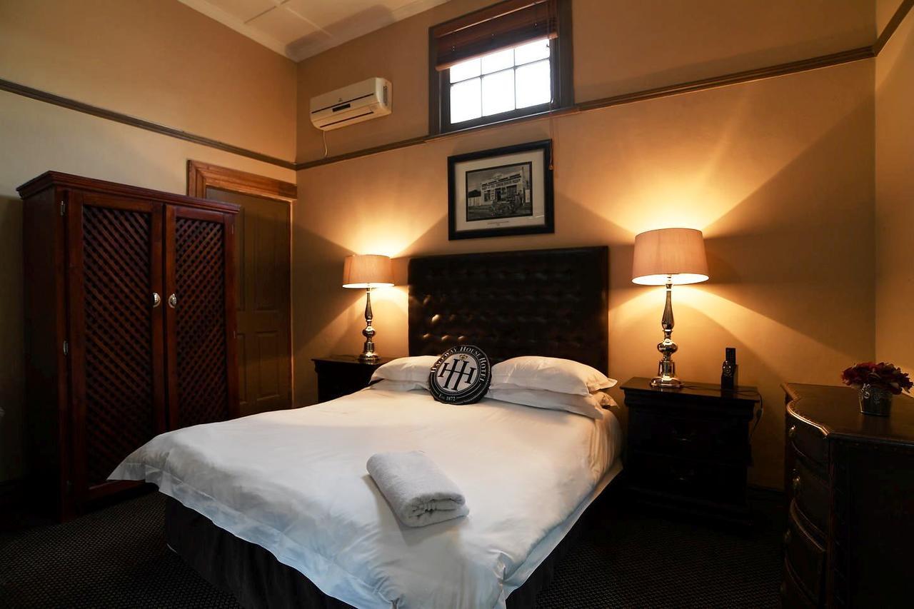 Halfway House Hotel Кимбърли Екстериор снимка